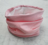 Cache-cou doublé en polar rose pâle