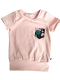 T-shirt évolutif rose à poche fleurs pastels fond noir